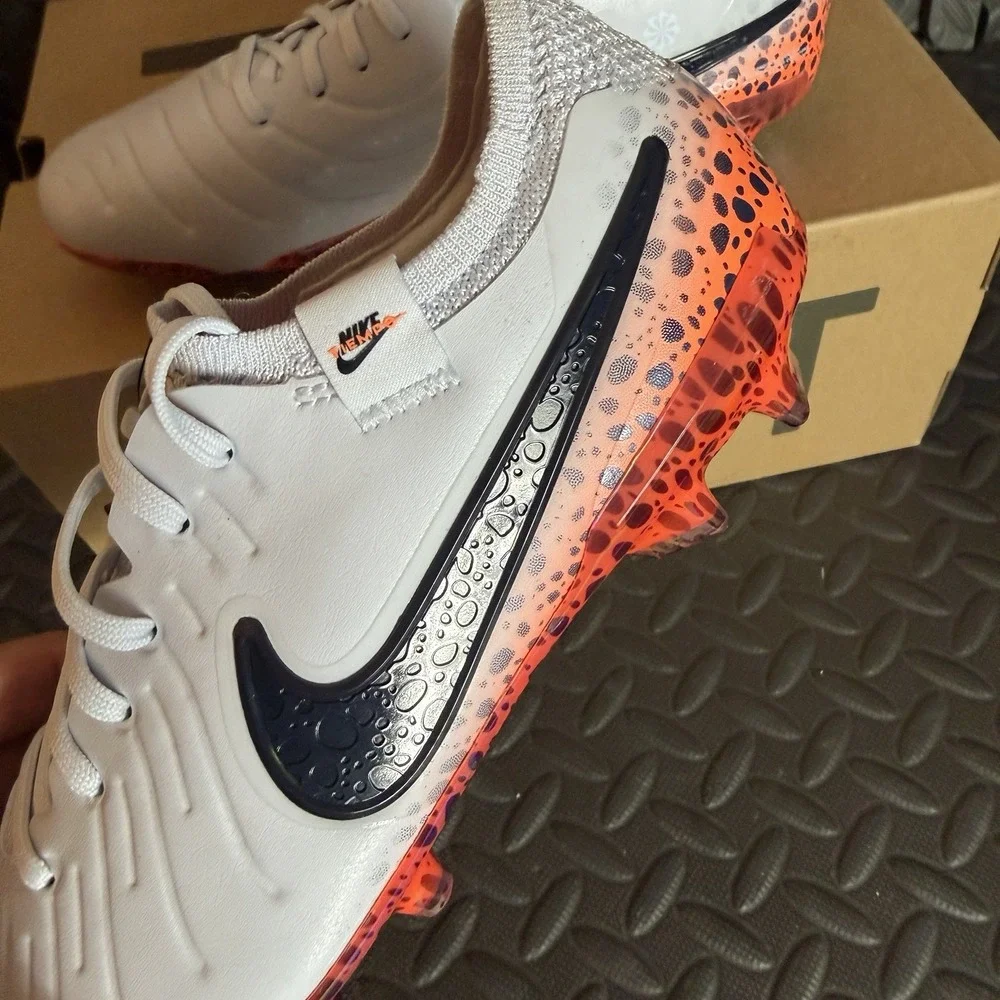 Nike Tiempo Legend 10 Elite FG Electric  Soccer Cleats Men Size 6.5‎ / Women 8